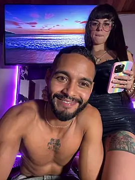 bigblack0111 live cam on StripChat