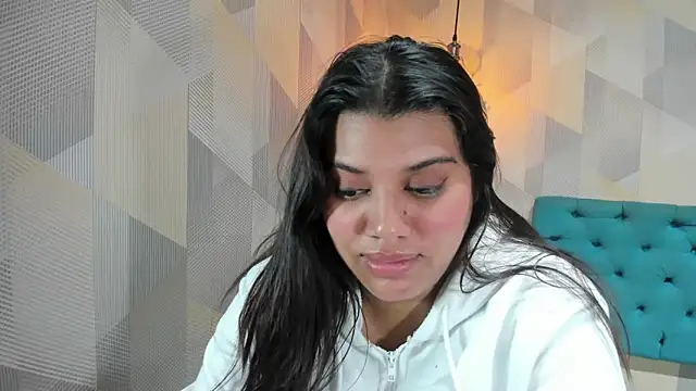 LindaBreeS webcam