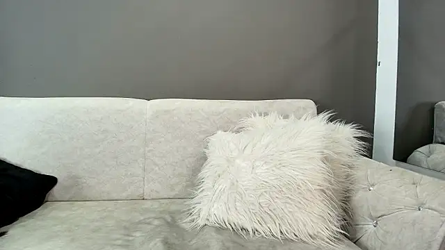 Zoee_8 webcam
