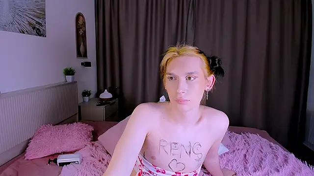 Mikaella_Nicole webcam