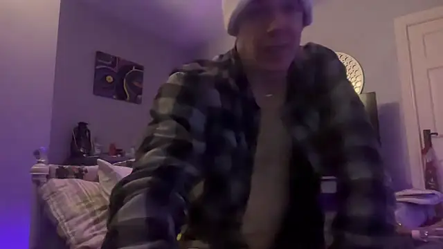 LilithRiaghanSkye webcam