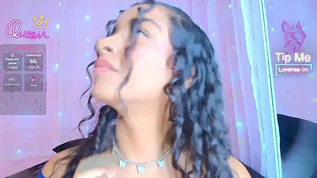 SunnyGilmoree webcam
