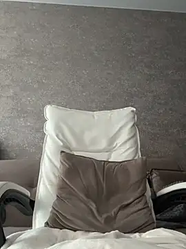 LillySquirtShot webcam