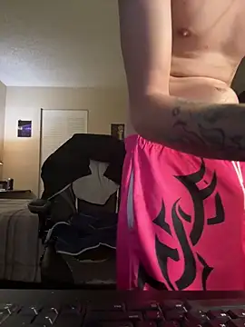 latinosatiro94 webcam