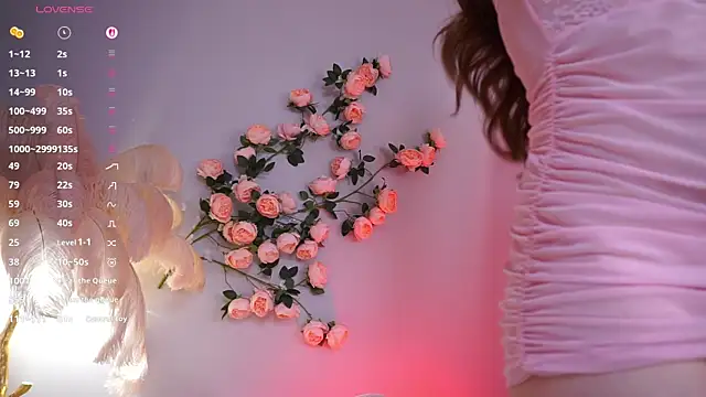 LureOfEva live cam on StripChat