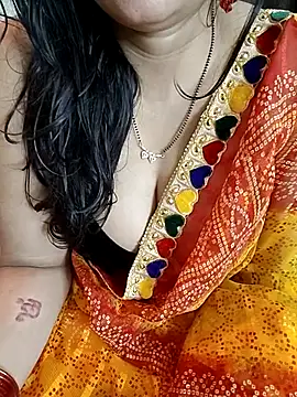 kaamuk_shweta webcam