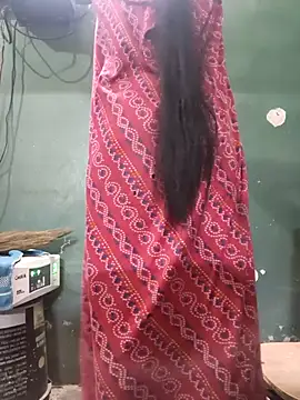 Eshwari_Chopra live cam on StripChat