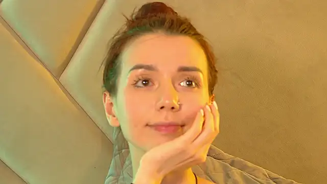 VanessaVienne webcam