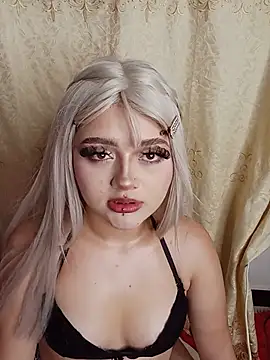 lya_nekko_ live cam on StripChat