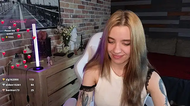 eva_swetty - Eva_swetty's free webcam - UK Sex Cams