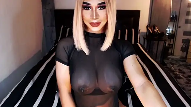 MistressAica webcam