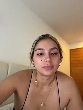 oriana_zoeee webcam