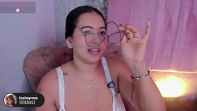 lilithst_ webcam