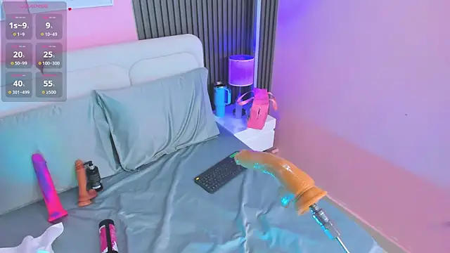 Clawdeen__wolf webcam