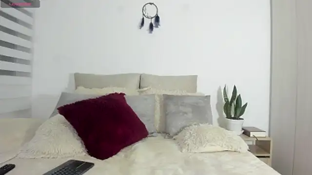 AmaraOsteen webcam