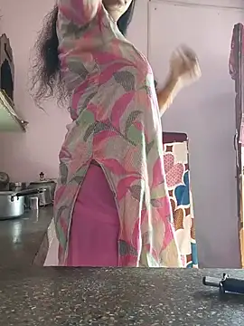 Love-pari77 webcam