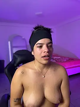 JuanitaMore01 webcam