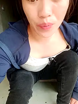 little-effy webcam