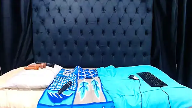Dark_Slim_Thick webcam
