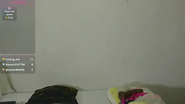 zyra_vex webcam