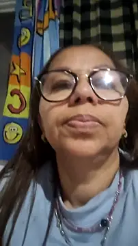 Ladymilf12 webcam