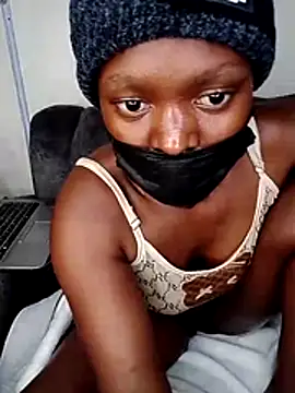 Mayah_J webcam