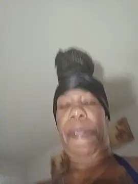 TipdrilBossQueen webcam