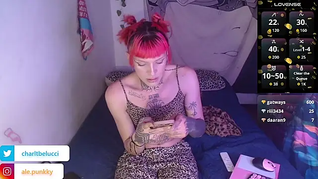charlotbelucci_ webcam