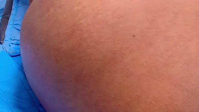 anisha_x webcam