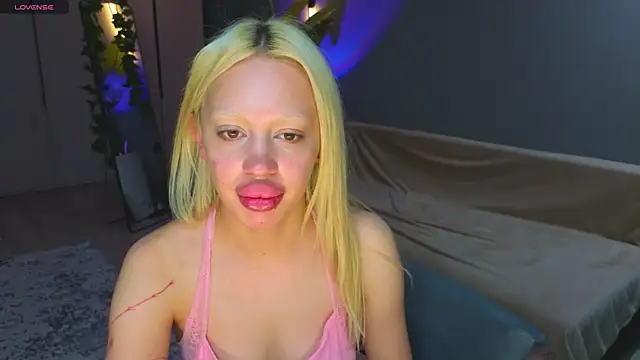 Luna_Beverly webcam