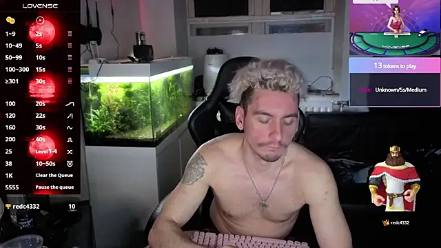 Rayzel_White webcam
