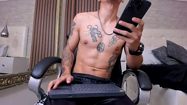 DanteLuxx webcam