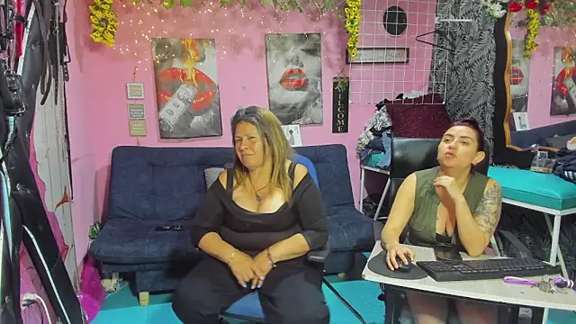 lesbiancuple webcam