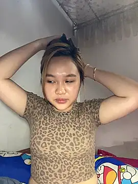 Almira6868 webcam