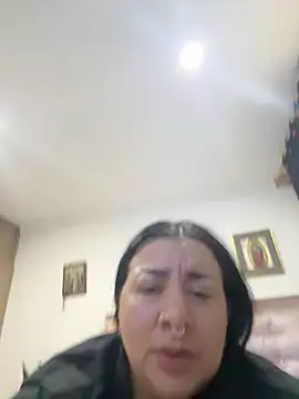 Abril_Luv webcam