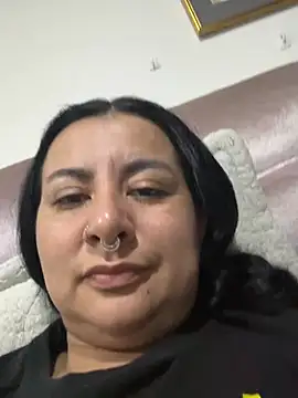 Abril_Luv webcam