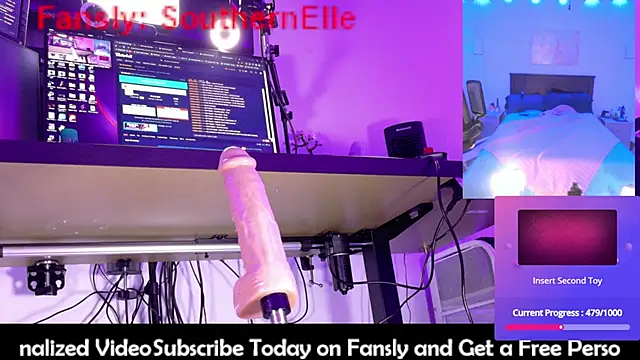 SouthernElle1 webcam