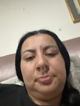 Abril_Luv webcam
