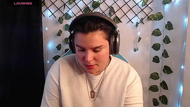 nika_1_ - Nika_1_'s free webcam - UK Sex Cams