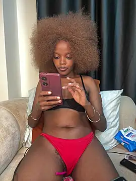Bella_kiki webcam