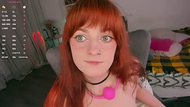 Alice_CutePerv webcam