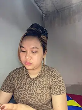 Almira6868 webcam