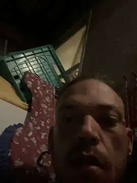 iRealYFuckGood webcam