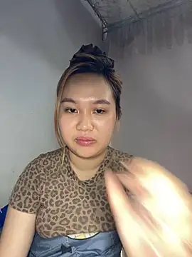 Almira6868 webcam