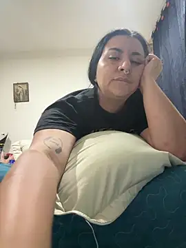 Abril_Luv webcam