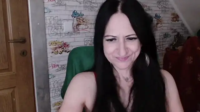 DebraMilf webcam