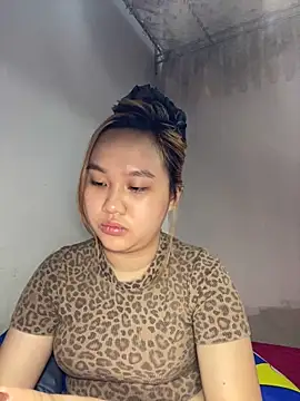 Almira6868 webcam