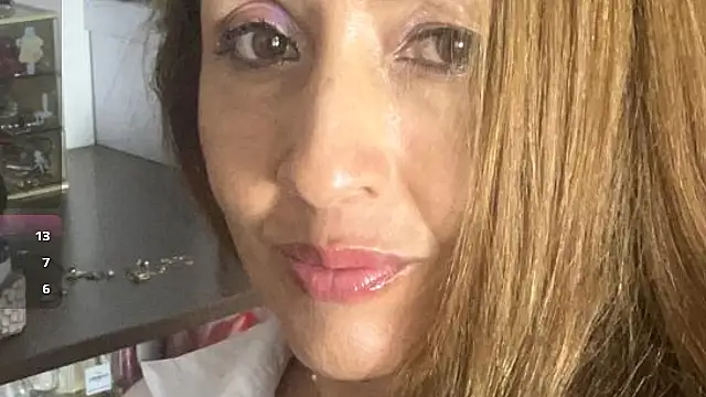 valeria_teiku webcam