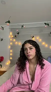sarabubbie (Ask my age) - Get Naked