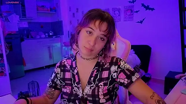 Celeste_Bauman webcam